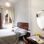 Hotel Toro